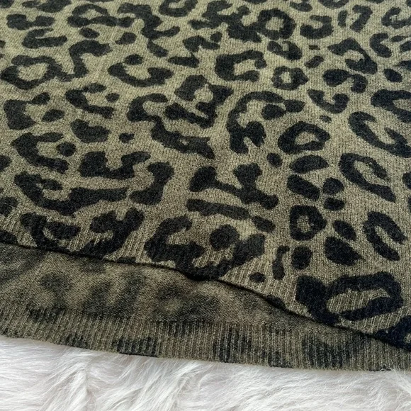 M Magaschoni Leopard Print Cowl Neck Cashmere Tunic - Picture 7 of 7